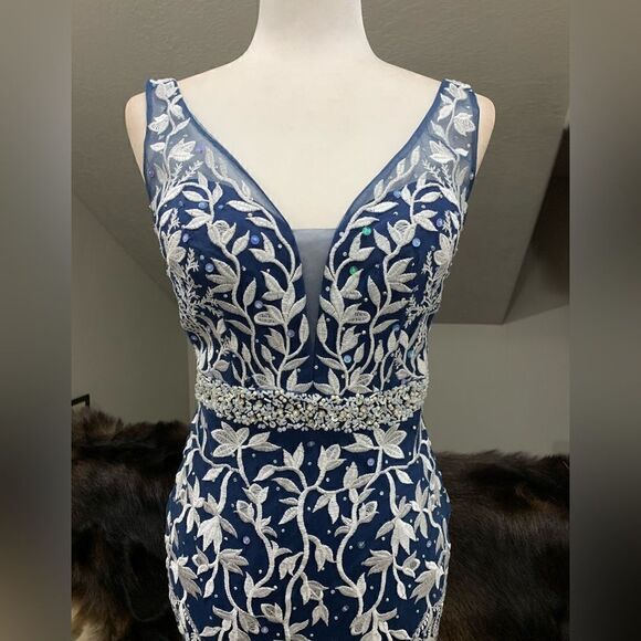 Custom Made Embroidered Lace and Exquisite Beaded 
& Sequins Mermaid Gown - Picture 4 of 17